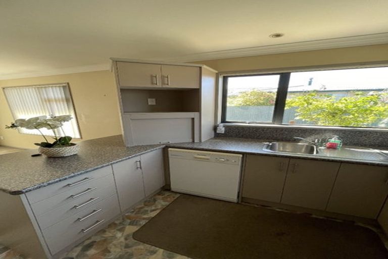 Photo of property in 6 Queen Street, Winton, 9720