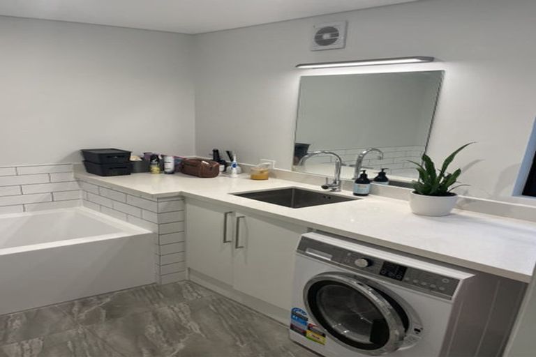 Photo of property in 13 Nugget Avenue, Hobsonville, Auckland, 0616