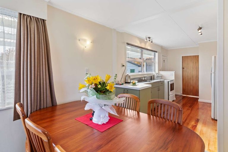 Photo of property in 7 Kent Crescent, Awapuni, Palmerston North, 4412