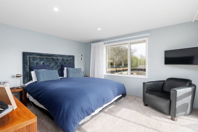 Photo of property in 18 Eyrewell Road, Pegasus, 7612