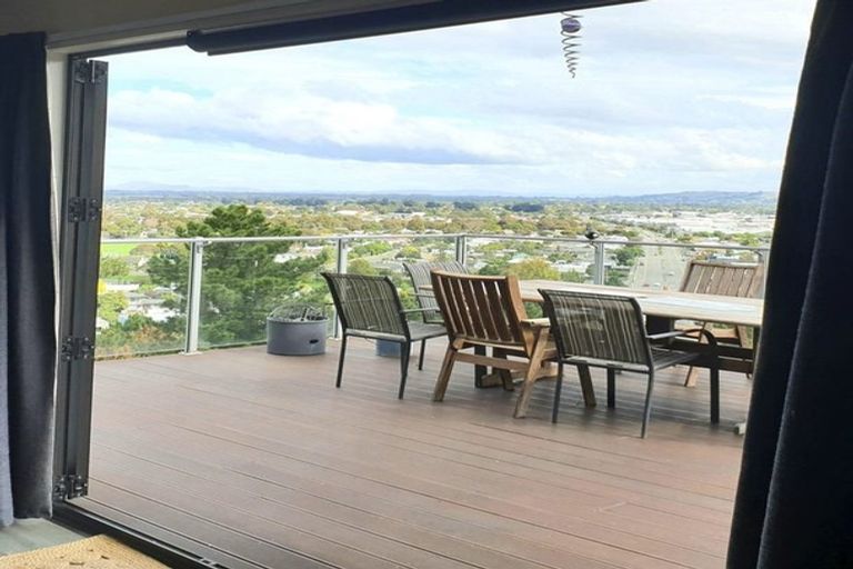 Photo of property in 17 Delhi Road, Hospital Hill, Napier, 4110