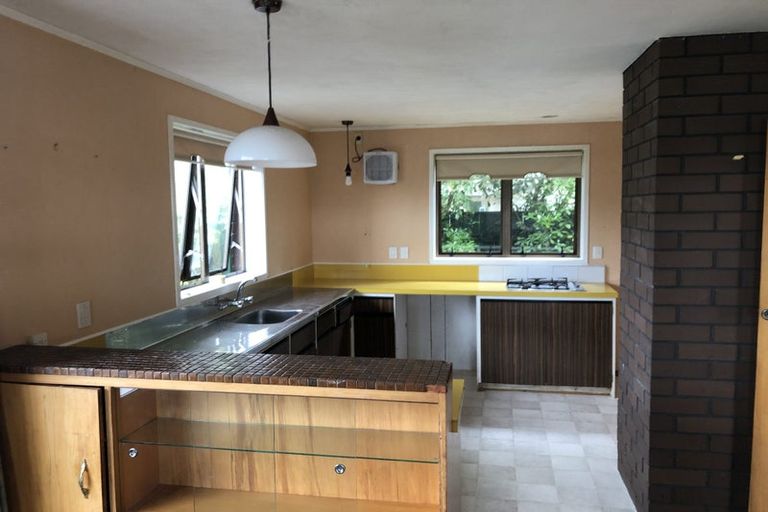 Photo of property in 29 Truby King Street, Merrilands, New Plymouth, 4312