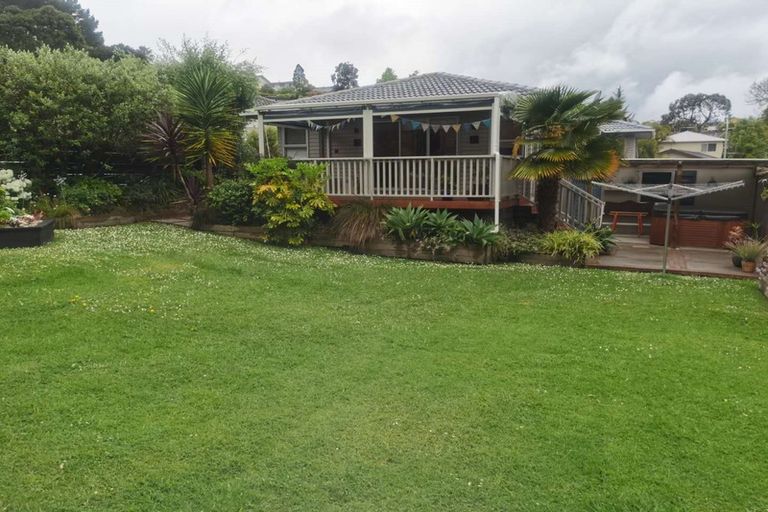 Photo of property in 36 Sequoia Place, Sunnynook, Auckland, 0620