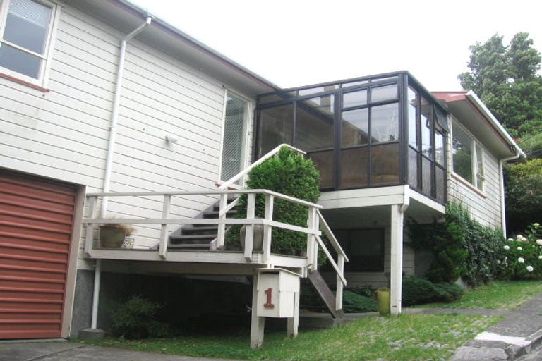 Photo of property in 1 Ambala Way, Ngaio, Wellington, 6035
