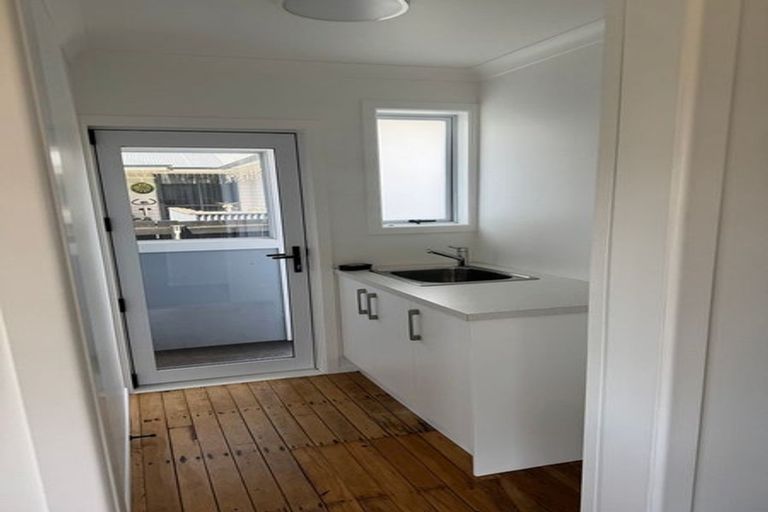 Photo of property in 28 Windsor Road, Bellevue, Tauranga, 3110