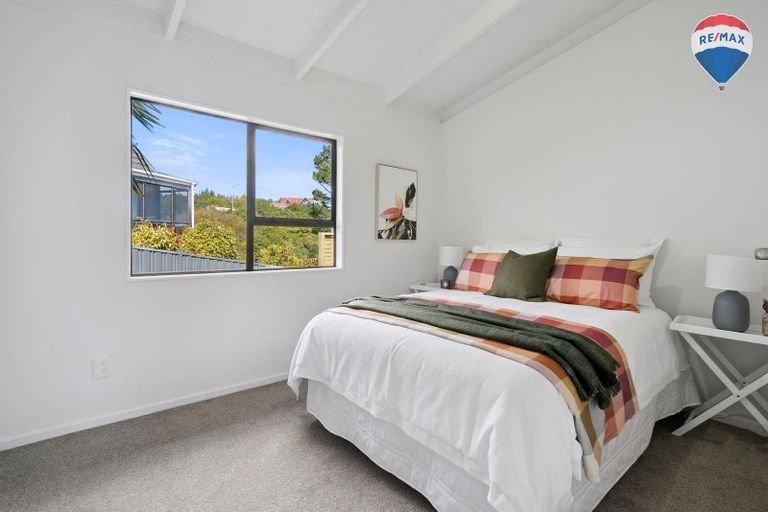 Photo of property in 183 Holborn Drive, Stokes Valley, Lower Hutt, 5019