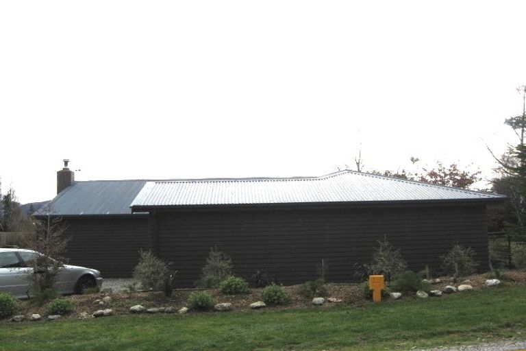 Photo of property in 19 Eely Point Road, Wanaka, 9305