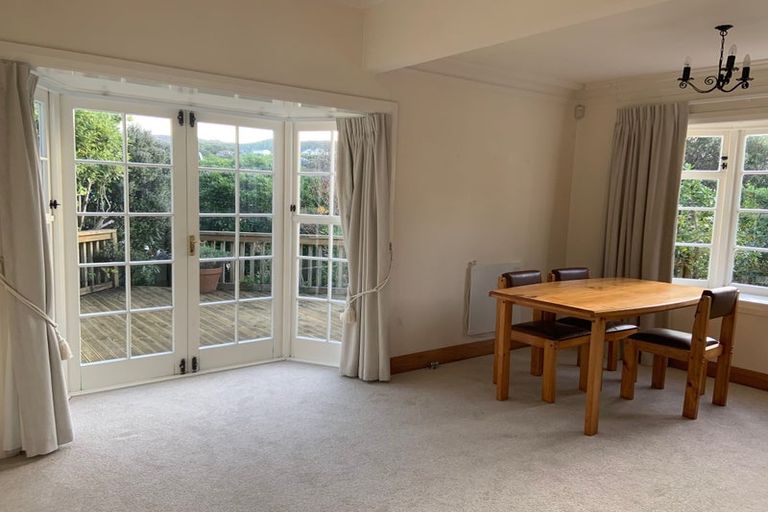 Photo of property in 32 Harland Street, Brooklyn, Wellington, 6021