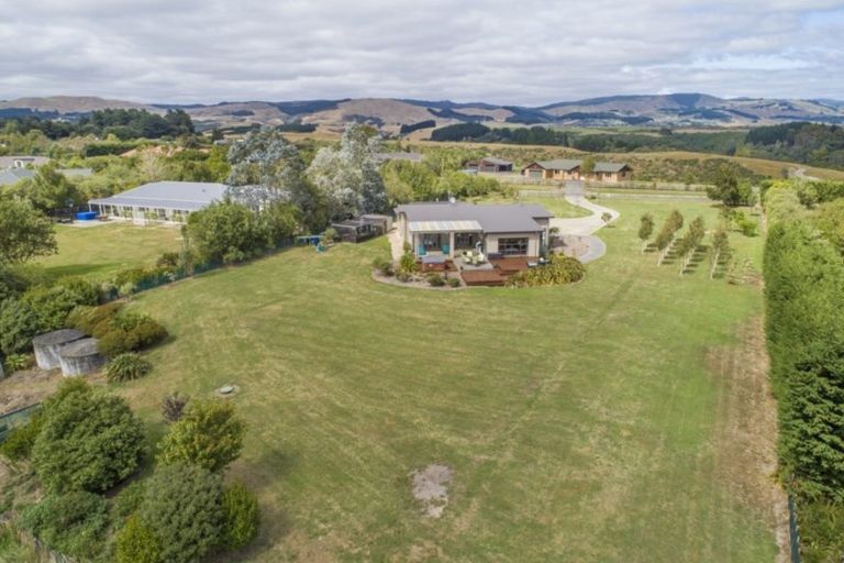 Photo of property in 47 Polson Hill Drive, Aokautere, Palmerston North, 4471