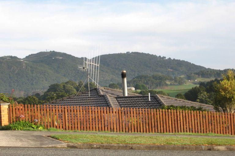 Photo of property in 11 Bush Haven Drive, Te Kamo, Whangarei, 0112