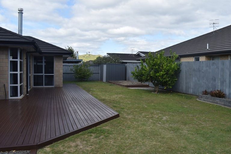 Photo of property in 20 Rainey Crescent, Papamoa Beach, Papamoa, 3118
