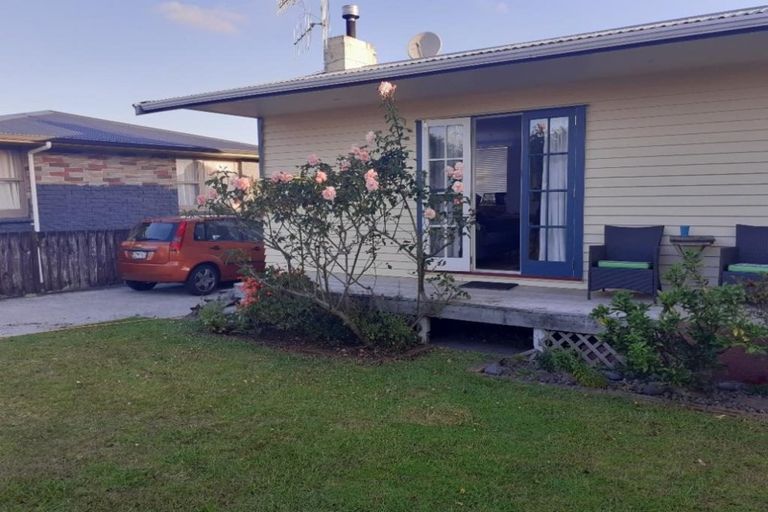 Photo of property in 23 Woodford Avenue, Brookfield, Tauranga, 3110