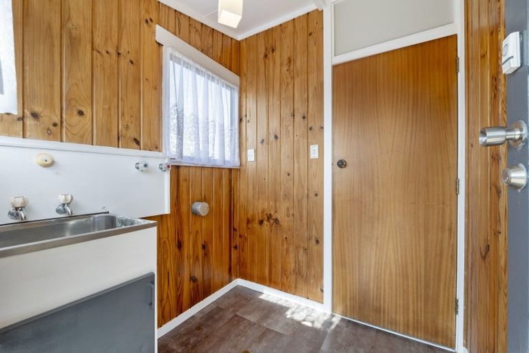 Photo of property in 14 Walsh Road, Westown, New Plymouth, 4310