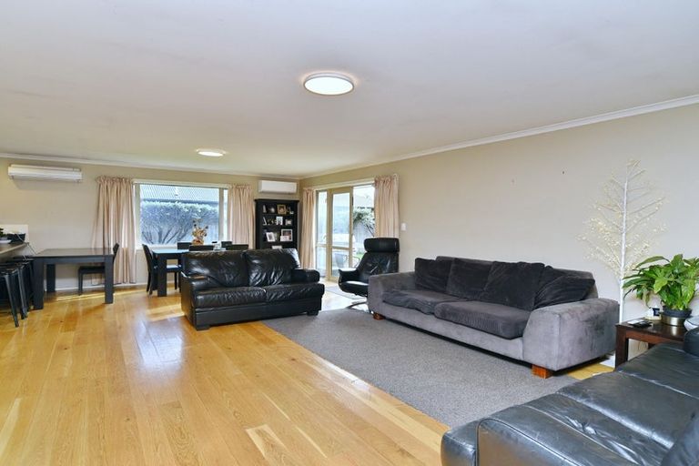 Photo of property in 41 Factory Road, Belfast, Christchurch, 8051