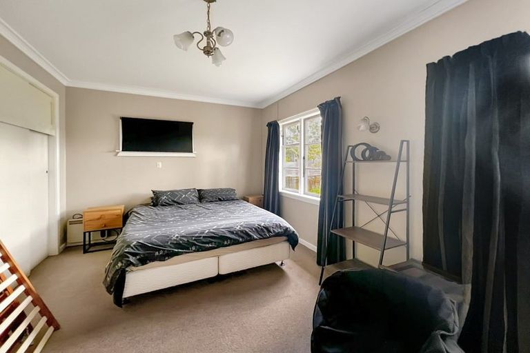 Photo of property in 24 Jensen Street, Hokowhitu, Palmerston North, 4410
