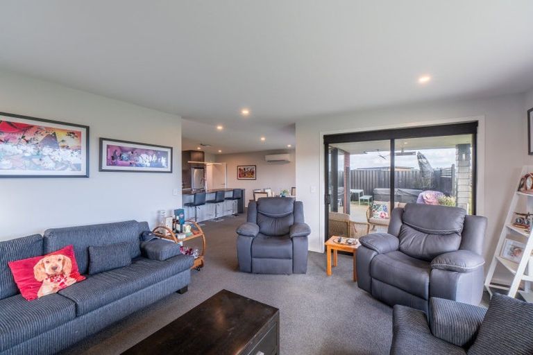 Photo of property in 24 Chatham Rise, Seaward Bush, Invercargill, 9812