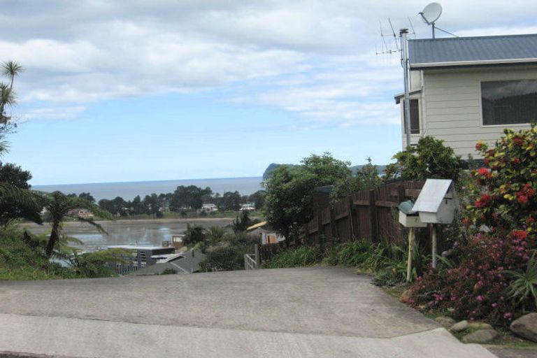 Photo of property in 5 Ridge Road, Tairua, 3508