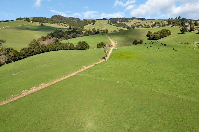 Photo of property in 122 Iranui Road, Inner Kaiti, Gisborne, 4010