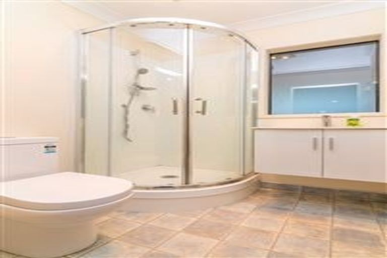 Photo of property in 21 Skelligs Drive, Flat Bush, Auckland, 2019