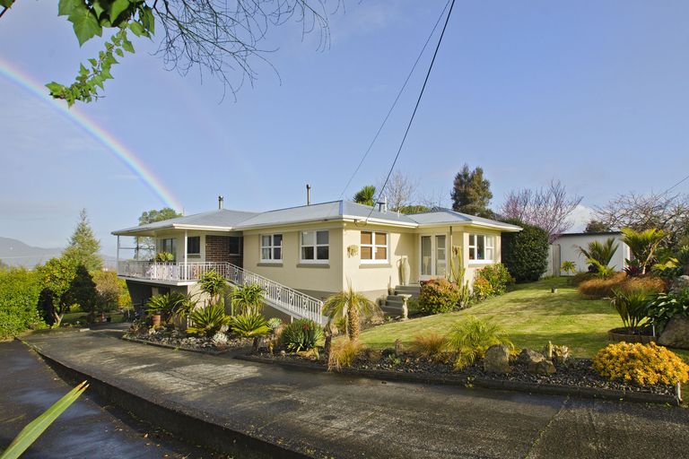 Photo of property in 8 Hoey Street, Te Kamo, Whangarei, 0112