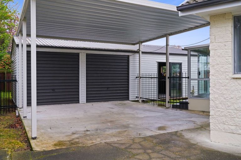 Photo of property in 7 Mckellar Place, Hornby, Christchurch, 8042