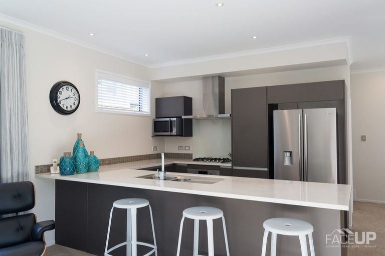 Photo of property in 6 Liquidambar Drive, Hobsonville, Auckland, 0616