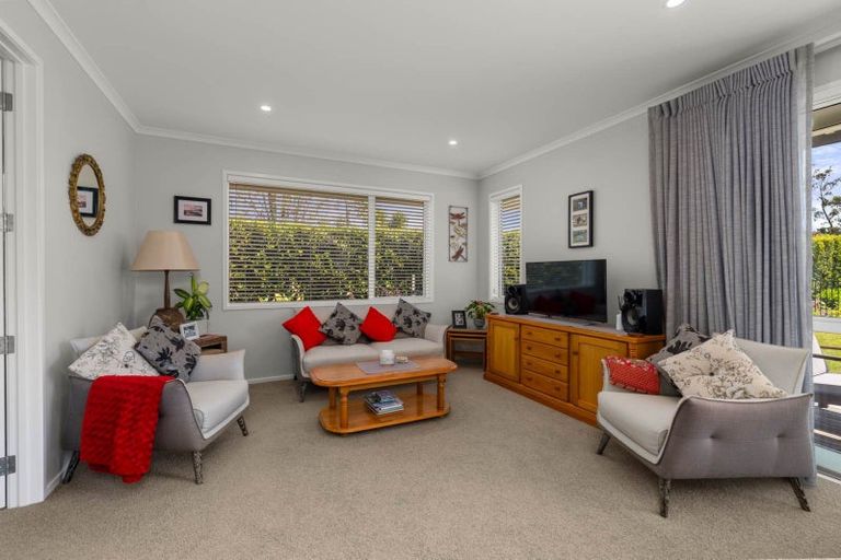 Photo of property in 33 Te Wairere Crescent, Kerikeri, 0230