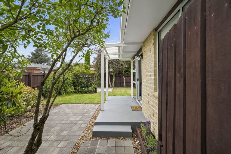 Photo of property in 1/177a Grimseys Road, Redwood, Christchurch, 8051