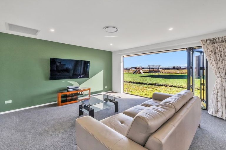 Photo of property in 56 Summers Road, Darfield, 7571