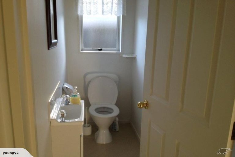 Photo of property in 105a Bassett Street, Burwood, Christchurch, 8083