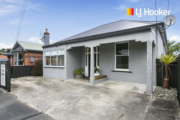 Photo of property in 24 Lochend Street, Musselburgh, Dunedin, 9013