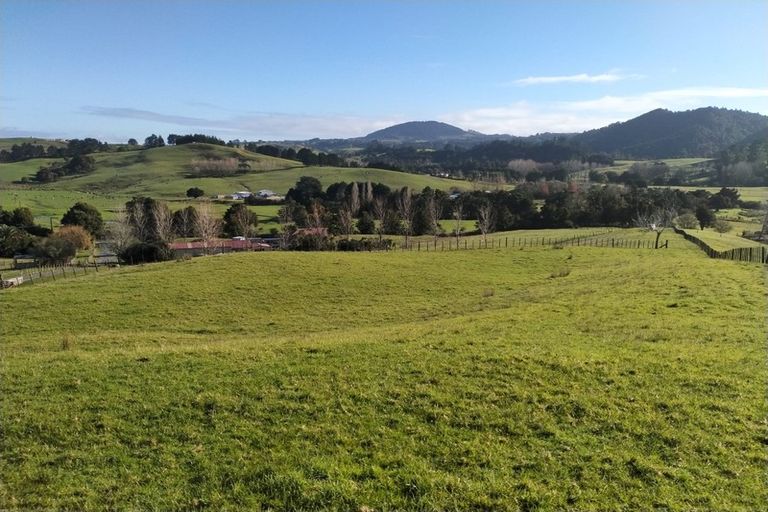Photo of property in 47 Tavinor Road, Otaika, Whangarei, 0170