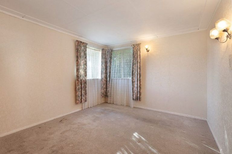 Photo of property in 57 Tarawera Road, Johnsonville, Wellington, 6037