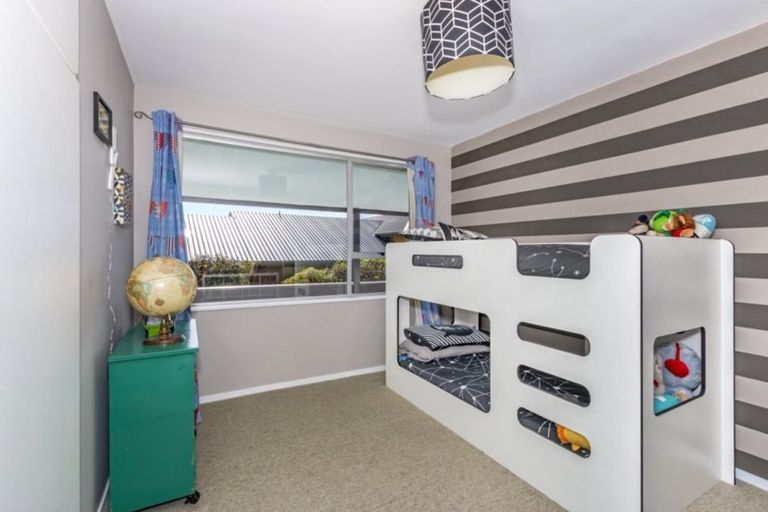 Photo of property in 7 Avoca Valley Road, Heathcote Valley, Christchurch, 8022