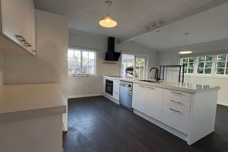 Photo of property in 7 Chatham Street, Addington, Christchurch, 8024