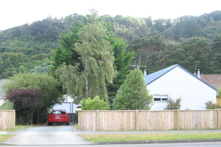 Photo of property in 81 Gemstone Drive, Birchville, Upper Hutt, 5018