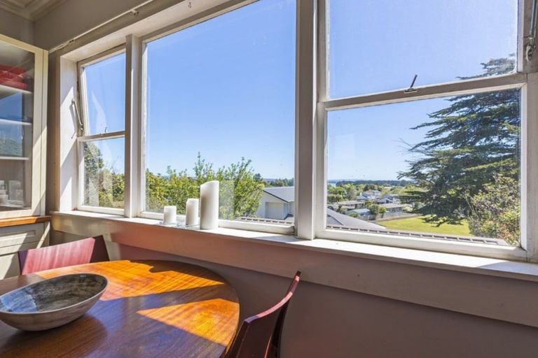 Photo of property in 14 Collingwood Road, Waiuku, 2123