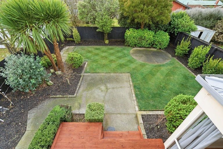 Photo of property in 2/64a Toorak Avenue, Avonhead, Christchurch, 8042