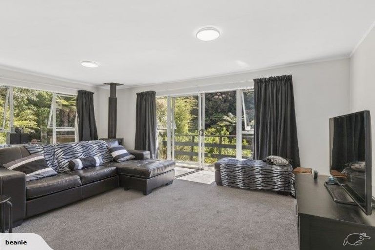 Photo of property in 18b August Street, Stokes Valley, Lower Hutt, 5019