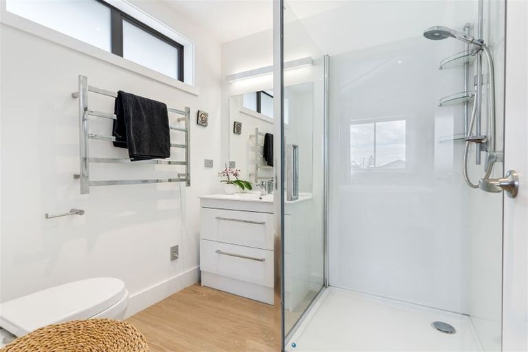 Photo of property in 7 Ian Place, Waihi Beach, 3611