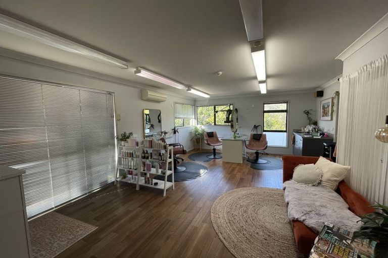 Photo of property in 25a Church Road, Taradale, Napier, 4112