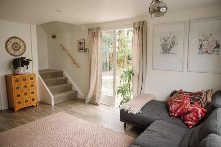 Photo of property in 5 Montego Place, Weymouth, Auckland, 2103