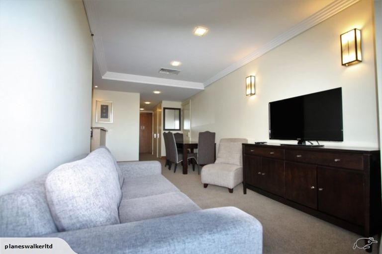 Photo of property in The Metropolis Apartments, 2912/1 Courthouse Lane, Auckland Central, Auckland, 1010