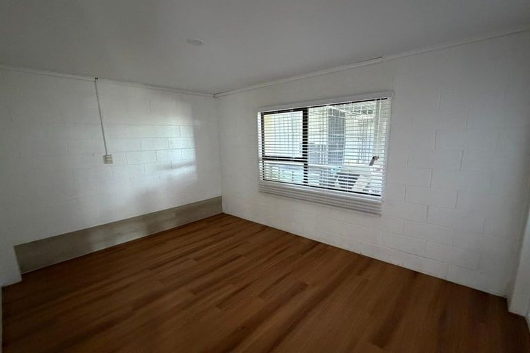 Photo of property in 180c Mill Road, Bombay, 2675