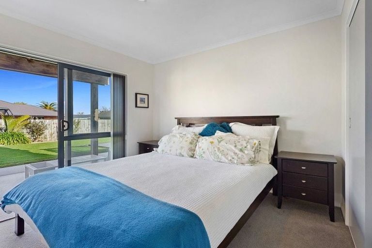 Photo of property in 9 Ludlam Way, Otaki, 5512