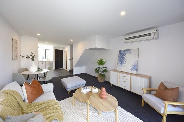 Photo of property in 2/111 Edgeware Road, St Albans, Christchurch, 8014