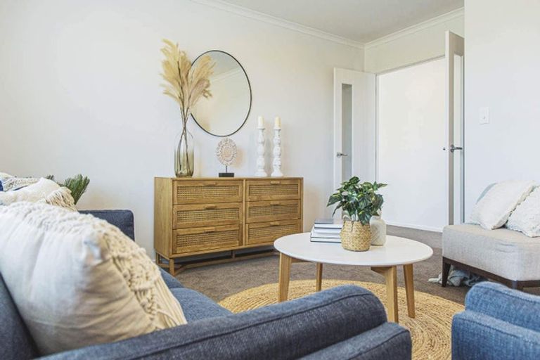 Photo of property in 13 Silvereye Street, Halswell, 8025