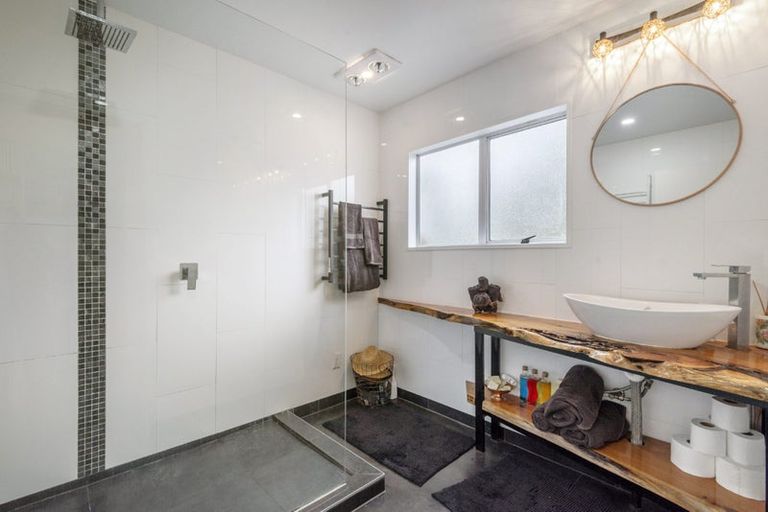 Photo of property in 221 Blackbridge Road, Dairy Flat, Albany, 0794