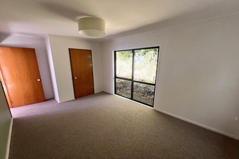 Photo of property in 15 Karaka Street, Eastbourne, Lower Hutt, 5013