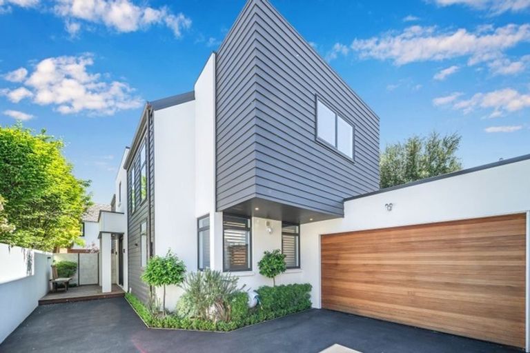 Photo of property in 7b Rugby Street, Merivale, Christchurch, 8014